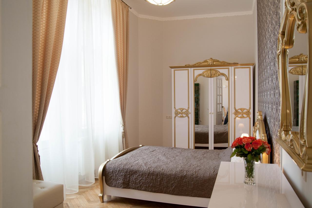 Luxury Lviv Apartment Экстерьер фото
